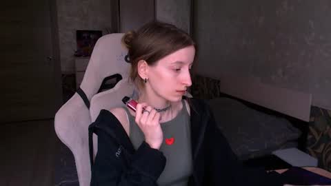 Snapshot of cath_dysphoria_ chatting on 06-17-26, 11:12 CATH online show from 06-17-26, 11:12
