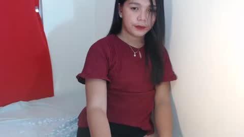 Snapshot of cathera121698 chatting on 10-01-25, 12:49 cathera121698 online show from 10-01-25, 12:49