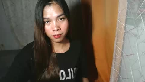 Snapshot of catherine_365 chatting on 09-23-25, 04:10 catherine_365 online show from 09-23-25, 04:10