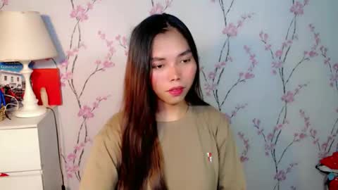 Snapshot of catherine_365 chatting on 10-02-25, 05:14 catherine_365 online show from 10-02-25, 05:14