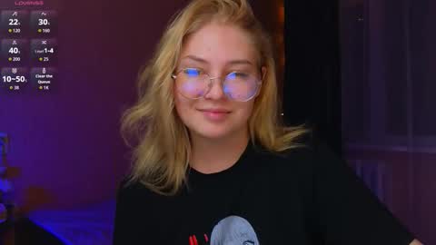 Snapshot of catherine_river chatting on 10-01-25, 10:49 Catherine online show from 10-01-25, 10:49