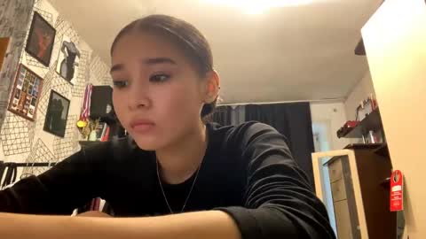 catherinepirs online show from 05-20-26, 01:17