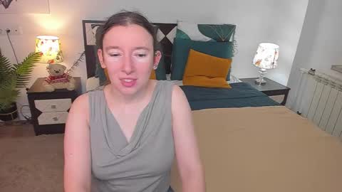 Catrin online show from 11-14-25, 07:07