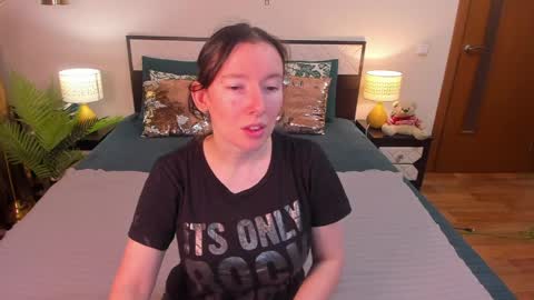 Catrin online show from 04-02-26, 06:00