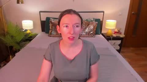 Catrin online show from 07-18-26, 04:05