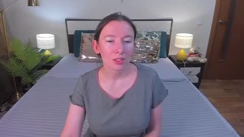 Catrin online show from 07-19-26, 04:27