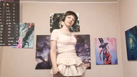 Sophie online show from 09-11-25, 01:22