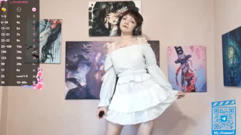 Sophie online show from 09-16-25, 01:12