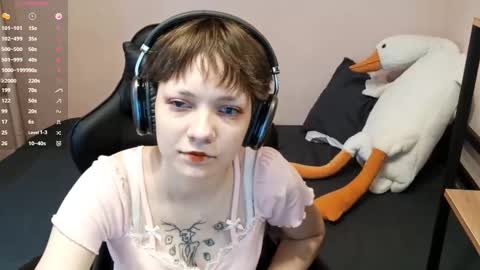 Sophie online show from 09-20-25, 01:01