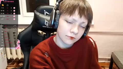 Sophie online show from 09-28-25, 04:01