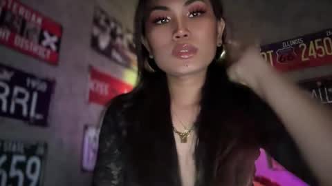 Snapshot of cathy_sanches chatting on 01-08-25, 09:10 cathy online show from 01-08-25, 09:10