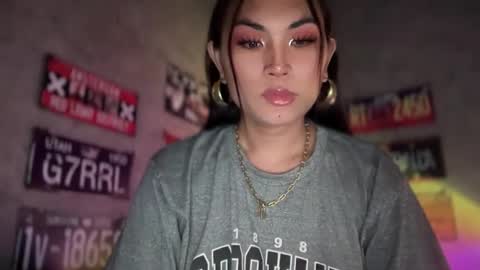 Snapshot of cathy_sanches chatting on 01-10-25, 12:26 cathy online show from 01-10-25, 12:26