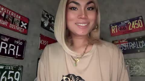 Snapshot of cathy_sanches chatting on 02-07-25, 11:55 cathy online show from 02-07-25, 11:55