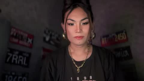 Snapshot of cathy_sanches chatting on 02-23-25, 06:07 cathy online show from 02-23-25, 06:07