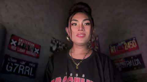 Snapshot of cathy_sanches chatting on 02-25-25, 03:16 cathy online show from 02-25-25, 03:16