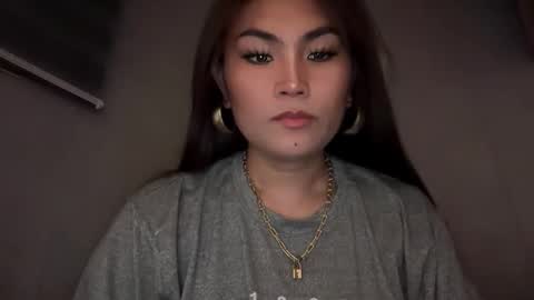 Snapshot of cathy_sanches chatting on 10-06-25, 11:51 cathy online show from 10-06-25, 11:51