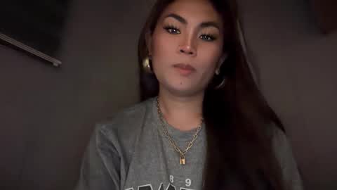 Snapshot of cathy_sanches chatting on 11-01-25, 02:35 cathy online show from 11-01-25, 02:35