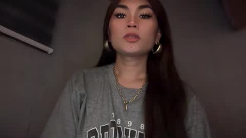 Snapshot of cathy_sanches chatting on 11-22-25, 03:05 cathy online show from 11-22-25, 03:05