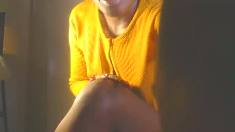 Snapshot of cathynoir chatting on 10-20-25, 03:07 catrine online show from 10-20-25, 03:07