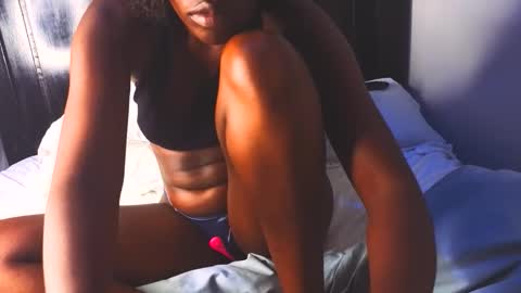 Snapshot of cathynoir chatting on 04-01-26, 02:12 catrine online show from 04-01-26, 02:12