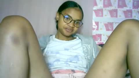 Snapshot of cathyxlisa chatting on 10-09-25, 08:12 CathyXLisa online show from 10-09-25, 08:12
