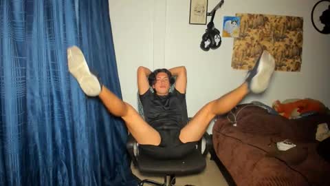 Snapshot of catnuaa chatting on 01-08-25, 02:57 catnuaa online show from 01-08-25, 02:57