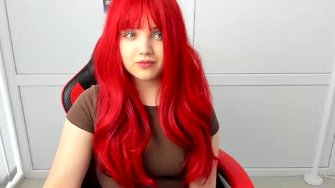 Catrine online show from 04-18-26, 06:39