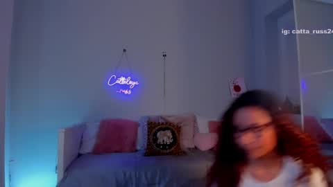 Snapshot of cattaleya_russ chatting on 01-24-25, 04:17 catta 3 online show from 01-24-25, 04:17