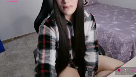 Snapshot of cattleyaangel chatting on 07-13-26, 07:16 Cattleya online show from 07-13-26, 07:16