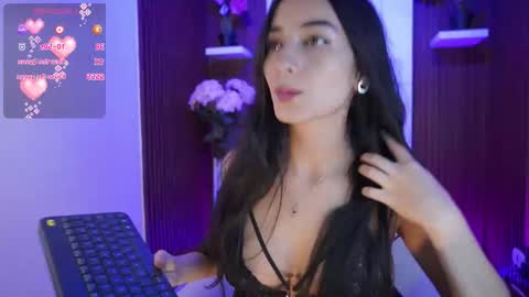 Snapshot of cattleyascaly chatting on 11-03-25, 07:26 cattleyascaly online show from 11-03-25, 07:26