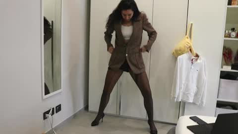 catty online show from 03-01-25, 09:51