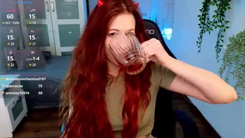 caty_cuddly online show from 03-04-25, 11:08