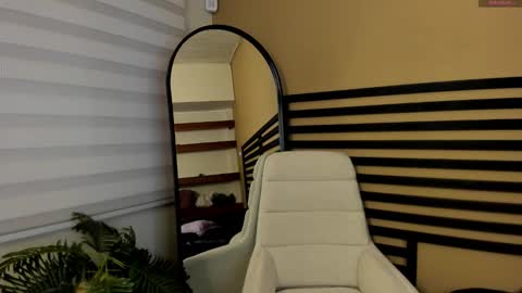 Snapshot of caty_loves chatting on 03-05-26, 10:28 Caty online show from 03-05-26, 10:28