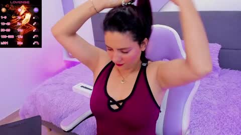 Snapshot of caty_sex4u chatting on 06-01-26, 10:39 caty online show from 06-01-26, 10:39
