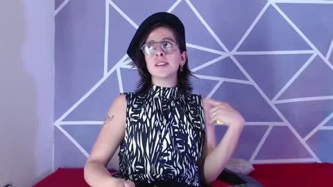 cava_pretty online show from 01-13-25, 07:00