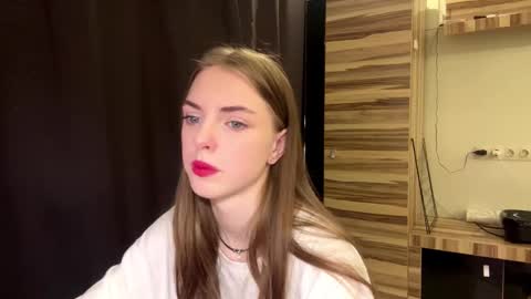 Snapshot of caylakimbro chatting on 03-14-26, 07:14 Polly online show from 03-14-26, 07:14