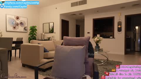 Caylin online show from 02-12-26, 06:47