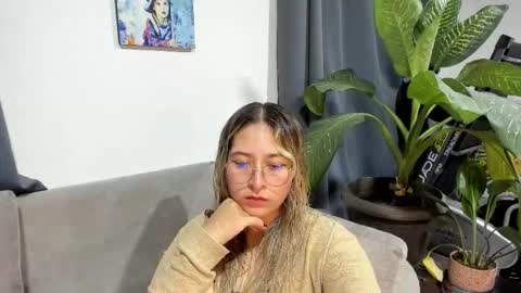 Snapshot of ccuteass chatting on 03-03-25, 11:56 ccuteass online show from 03-03-25, 11:56