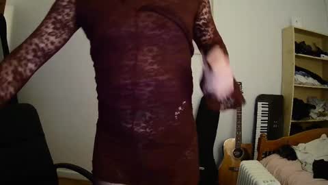 Snapshot of cdfordays chatting on 01-09-25, 08:33 cdfordays online show from 01-09-25, 08:33