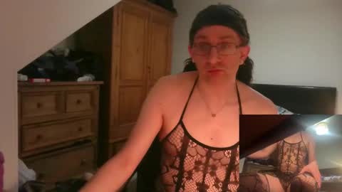 Snapshot of cdjennyharvey chatting on 03-01-26, 10:45 Jenny online show from 03-01-26, 10:45