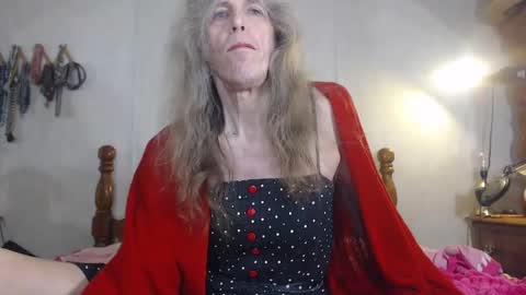 Snapshot of cdsextoy1 chatting on 10-16-25, 10:27 Jackie online show from 10-16-25, 10:27