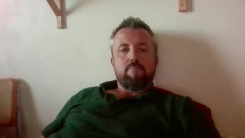 Snapshot of cebcool chatting on 11-12-25, 02:06 Sb online show from 11-12-25, 02:06