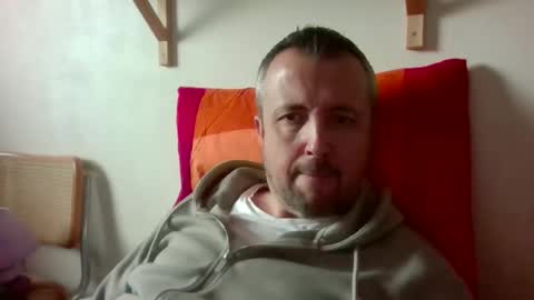 Snapshot of cebcool chatting on 02-04-26, 10:43 Sb online show from 02-04-26, 10:43