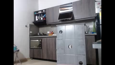 Snapshot of cecihotty4u chatting on 09-26-25, 12:03 ceci online show from 09-26-25, 12:03