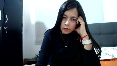 Snapshot of cecihotty4u chatting on 01-15-26, 03:11 ceci online show from 01-15-26, 03:11