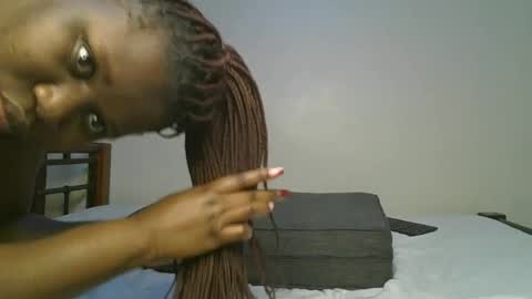 ceepretty25 online show from 06-12-26, 03:05