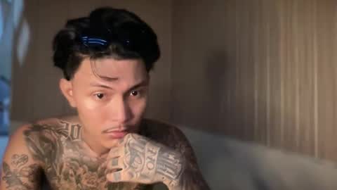Snapshot of ceesteve_hot chatting on 05-16-26, 07:05 ceesteve_hot online show from 05-16-26, 07:05