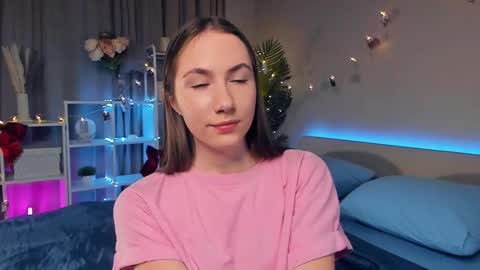 Josie Manesi online show from 03-01-25, 07:26