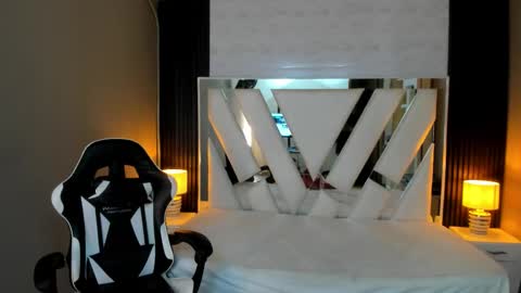 SARA  online show from 02-21-26, 11:22