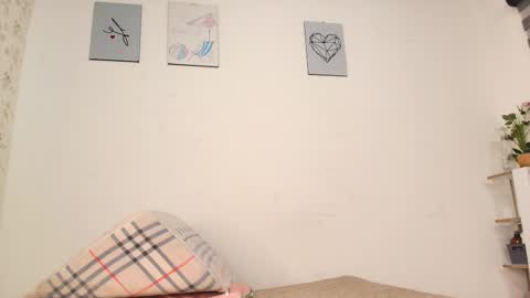 Snapshot of celeste_moonx chatting on 09-17-25, 11:56 Celeste online show from 09-17-25, 11:56